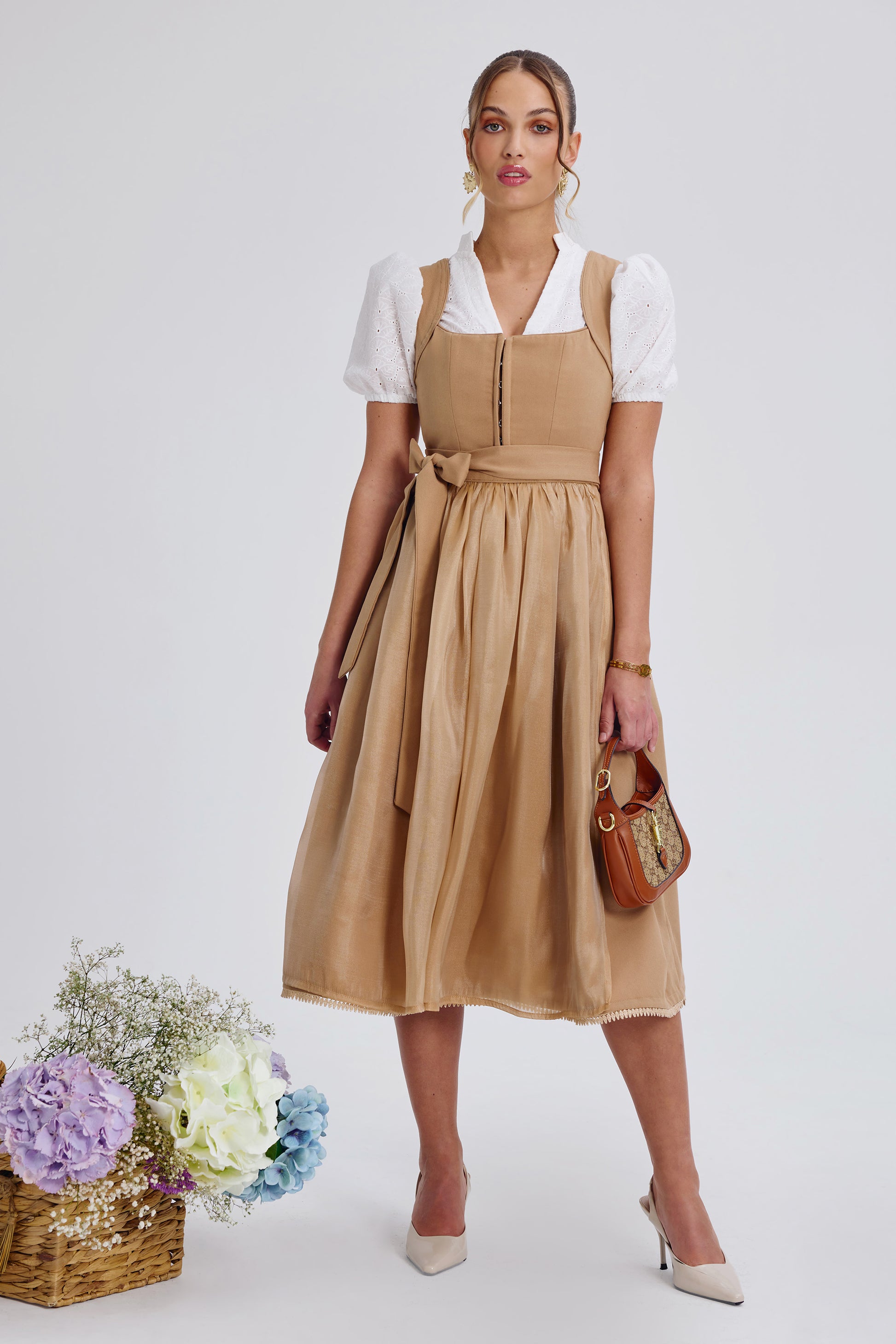 Dirndl Golden Blossom